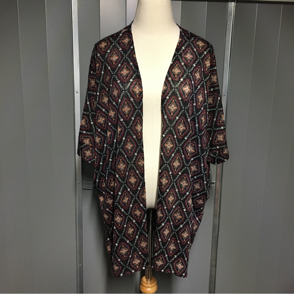 TORRID Black Geo Knit Open Drape Cardigan, Plus Size 2X - Picture 3 of 9